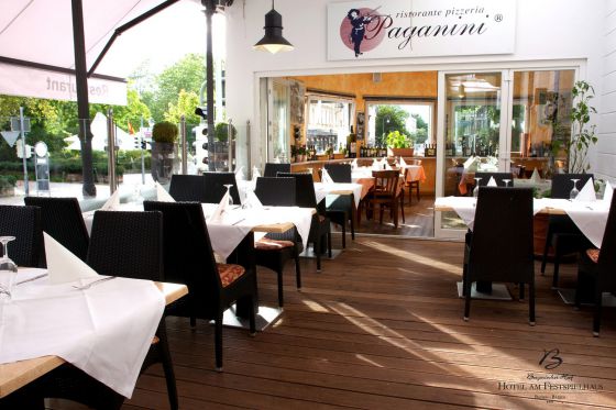 98_12_terrasse-paganini-m=1415875582 Restaurant Paganini im Hotel am Festspielhaus